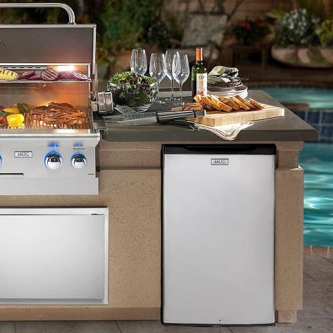 Outdoor Refrigerators and Ice Makers